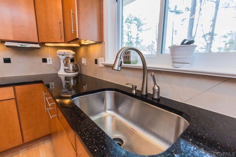 7922 Chowning Road Richmond, VA 23294 - Photo 4 of 15 Gallery Image 4