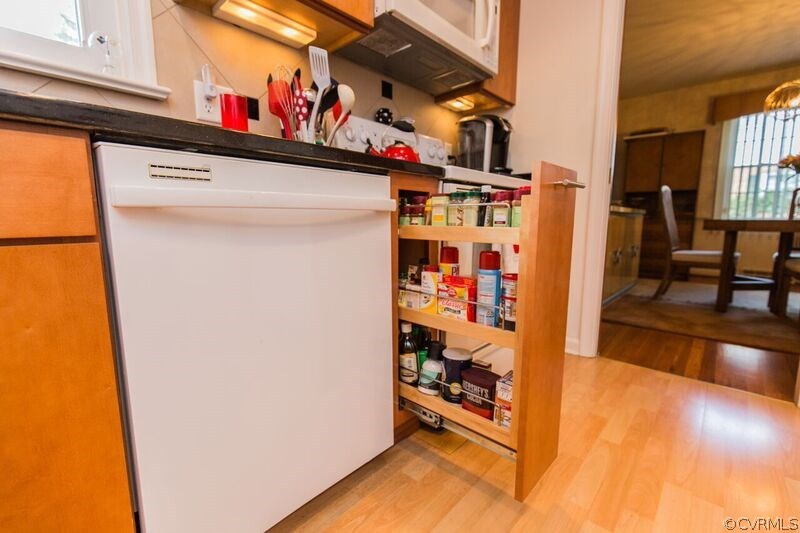 7922 Chowning Road Richmond, VA 23294 - Photo 5 of 15 Gallery Image 5