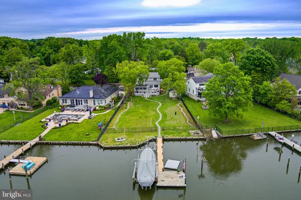 $1,250,000 | 3893 Cotter Drive, Edgewater, MD 21037