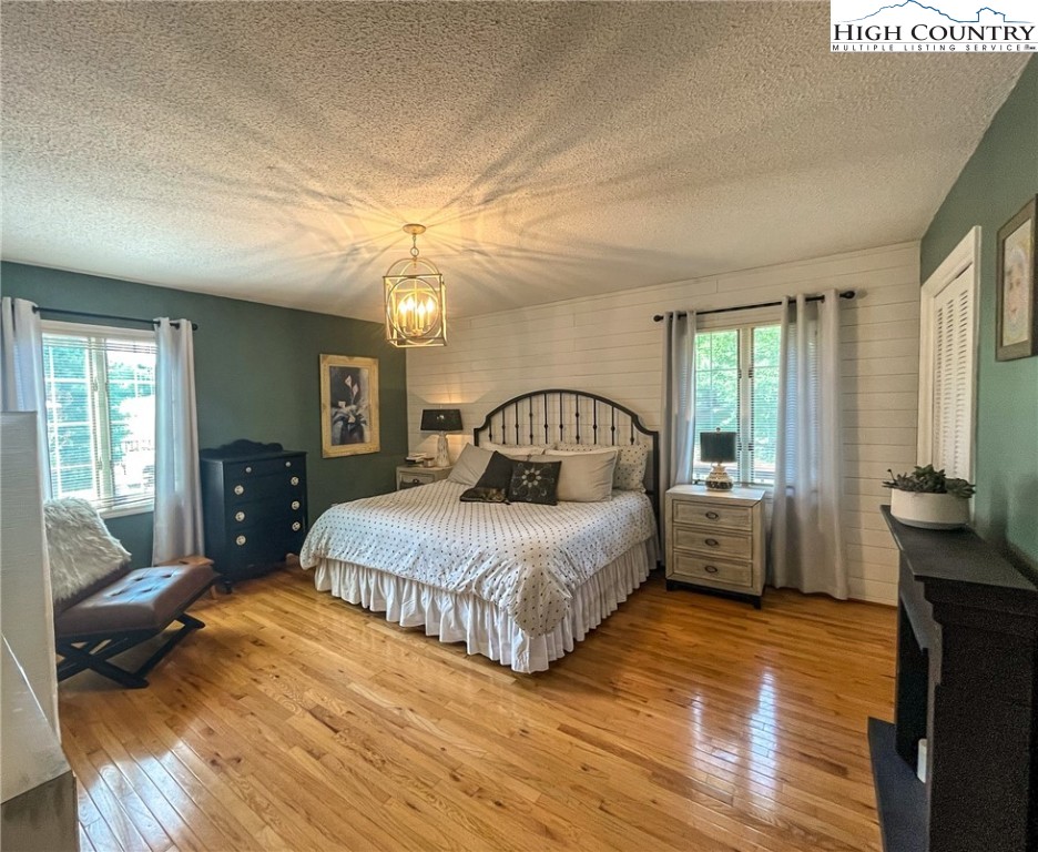 4850 US Highway 421 Vilas, NC 28692 - Photo 25 of 46 a bedroom with a bed and a large window