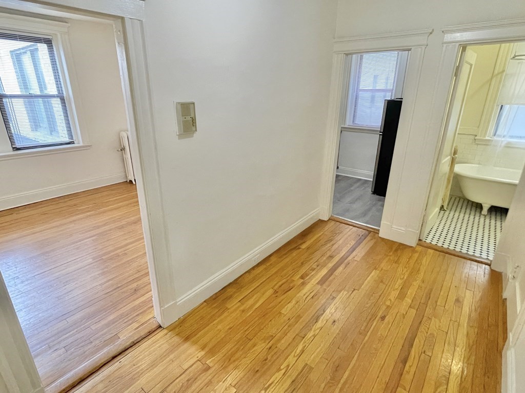 15 Park Drive, Unit 12 Boston, MA 02215 - Photo 3 of 11