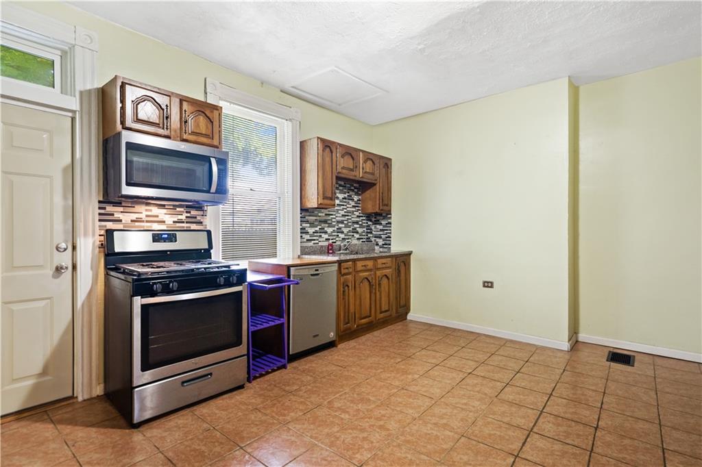316 North Mathilda Street Pittsburgh, PA 15224 - Photo 7 of 23 Gallery Image 7