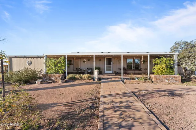 $525,000 | 30040 West Redbird Road, Wittmann, AZ 85361