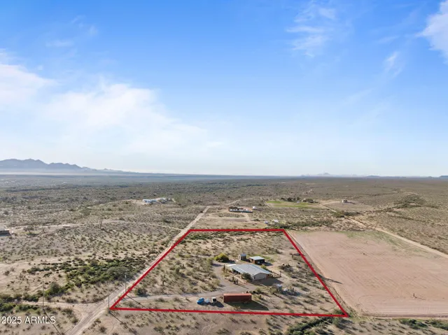 $525,000 | 30040 West Redbird Road, Wittmann, AZ 85361