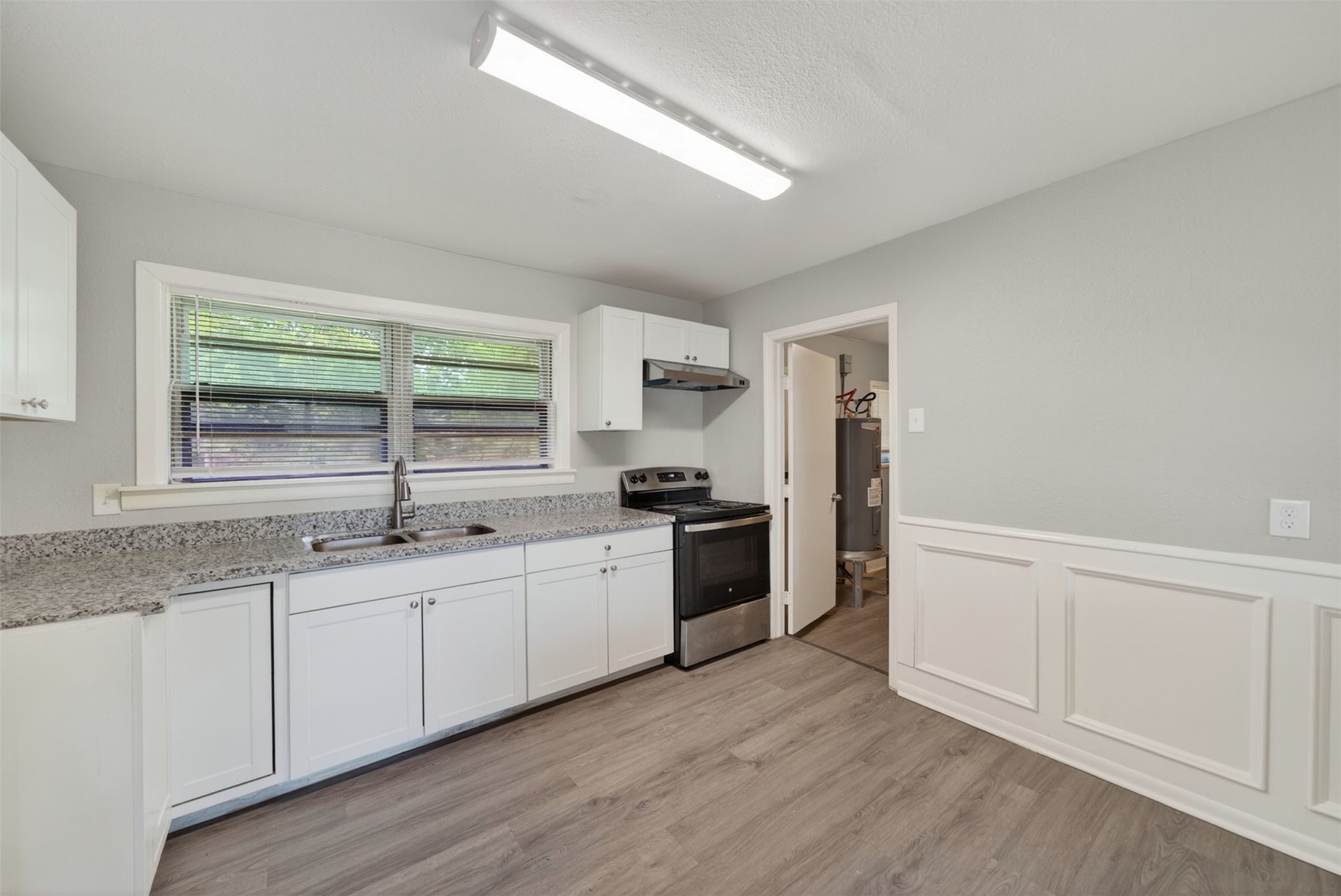 6718 Crosswell Street Houston, TX 77087 - Photo 9 of 29