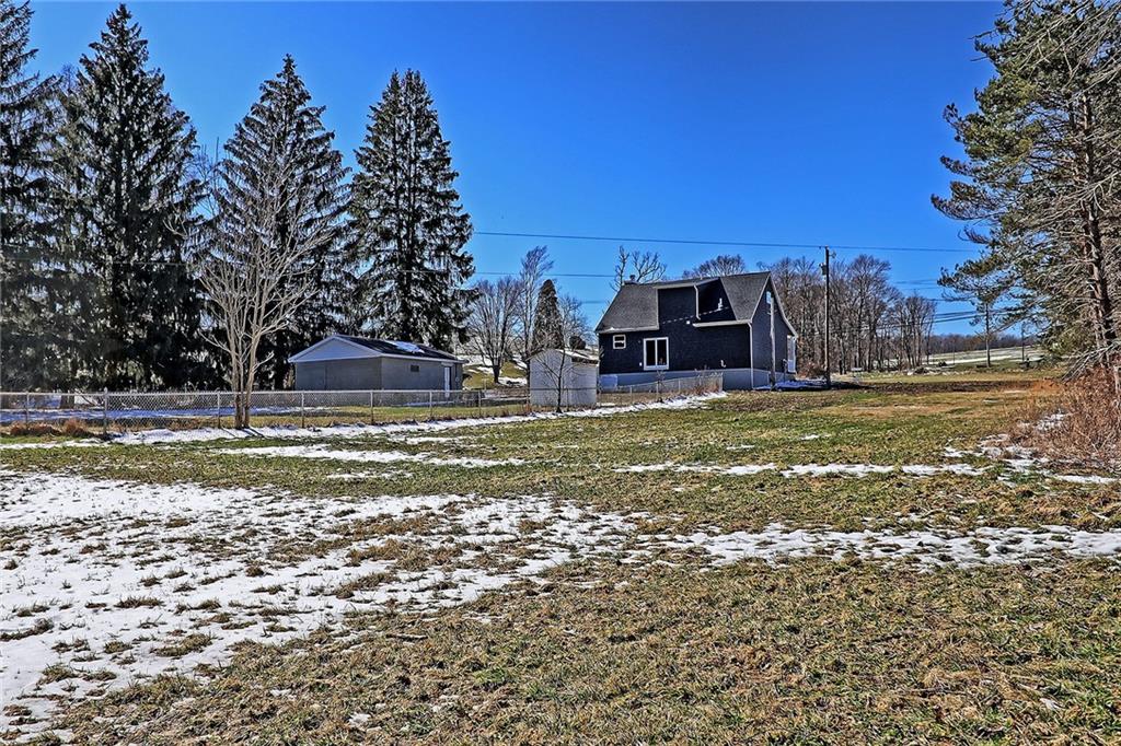278 Freeman Falls Road Acme, PA 15610 - Photo 11 of 24 Gallery Image 11