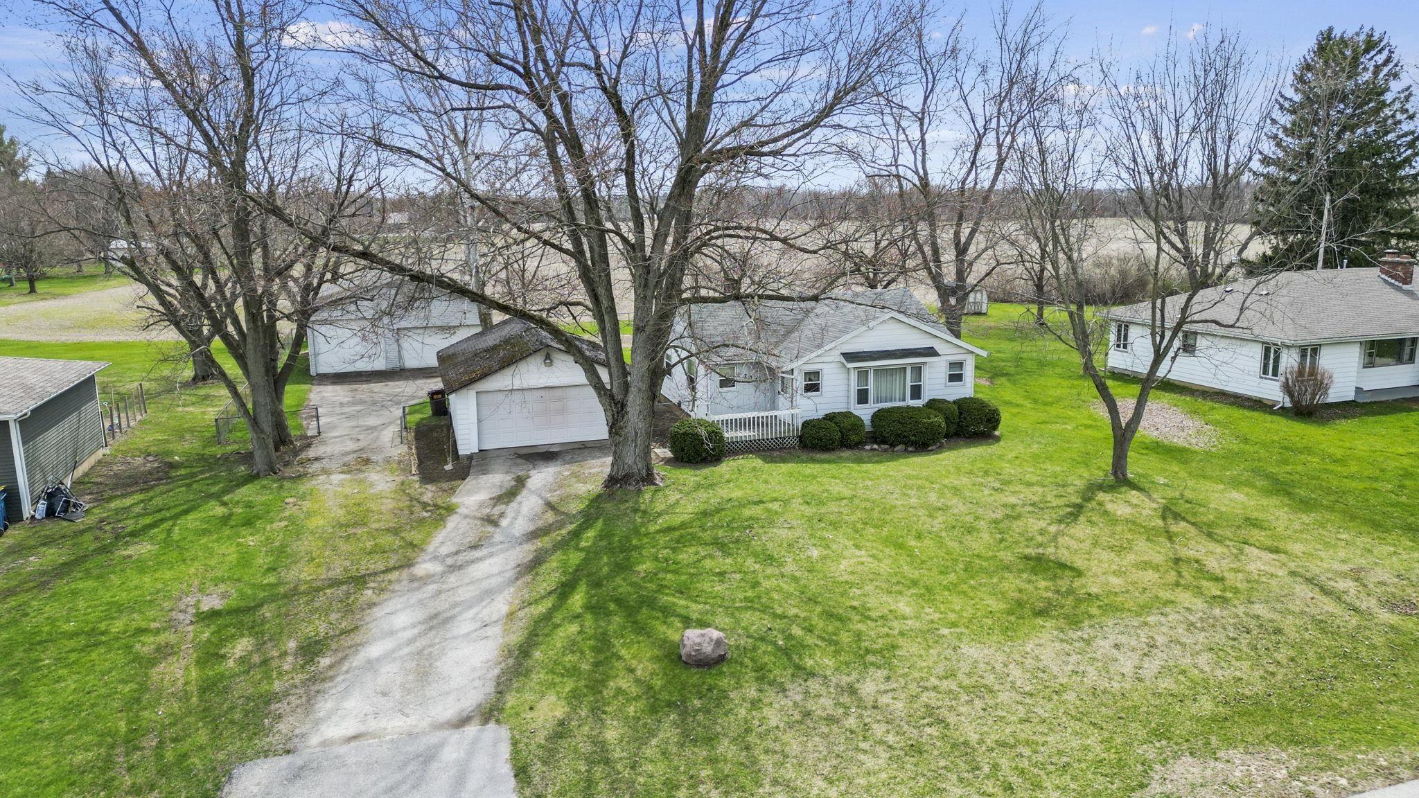205 Worth Road Auburn, IN 46706 - Photo 2 of 22 Gallery Image 2
