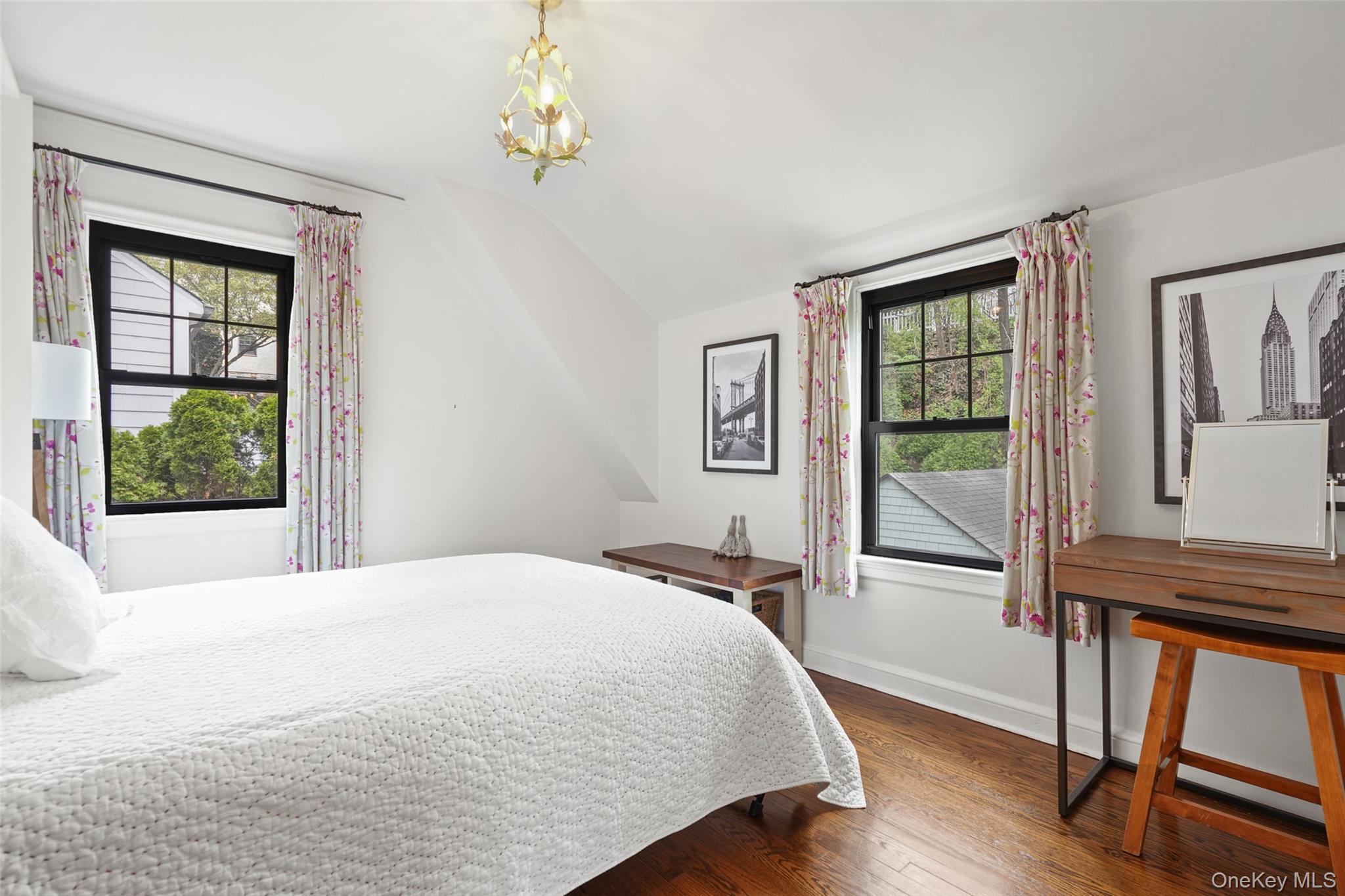 29 Wellyn Road Bronxville, NY 10708 - Photo 18 of 27