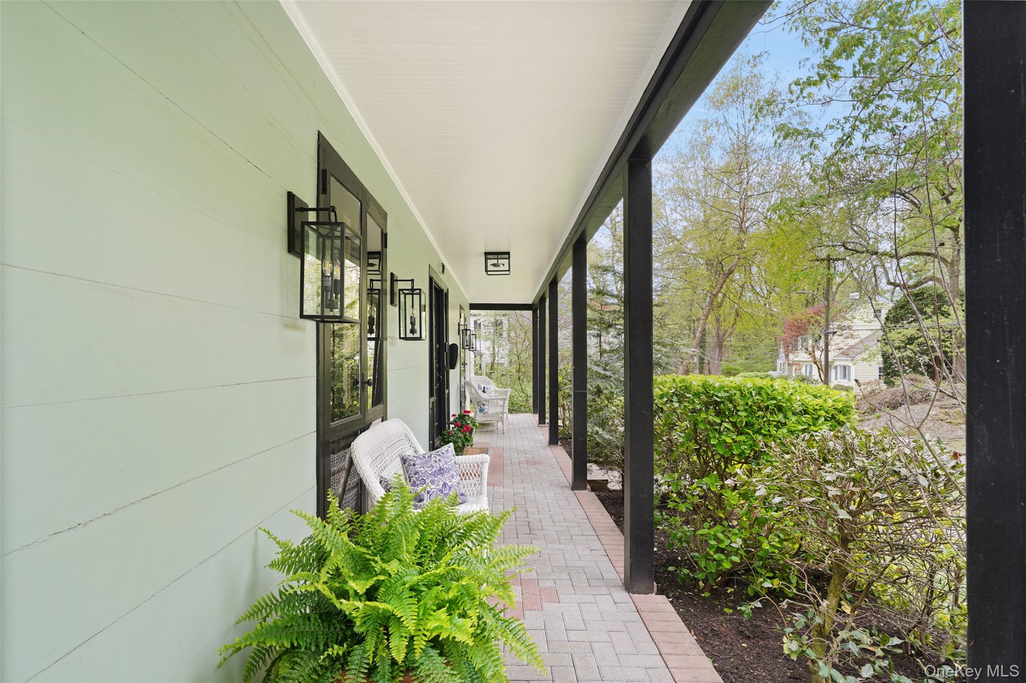 29 Wellyn Road Bronxville, NY 10708 - Photo 3 of 27