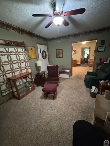 $139,900 | 608 4th Street, Madison, KS 66860