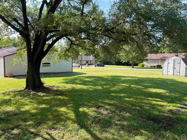 $139,900 | 608 4th Street, Madison, KS 66860