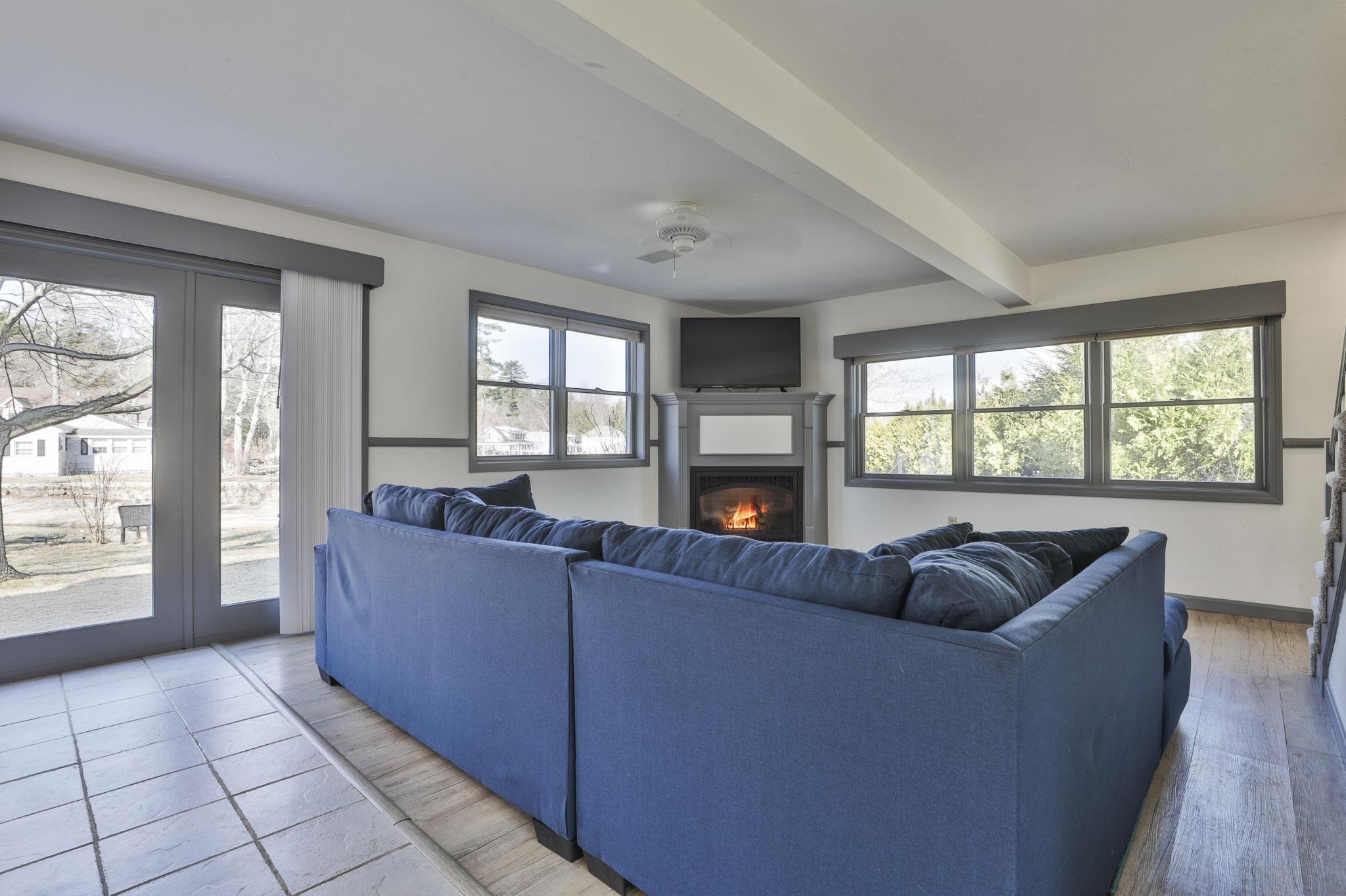 105 Conleys Grove Road Derry, NH 03038 - Photo 25 of 40