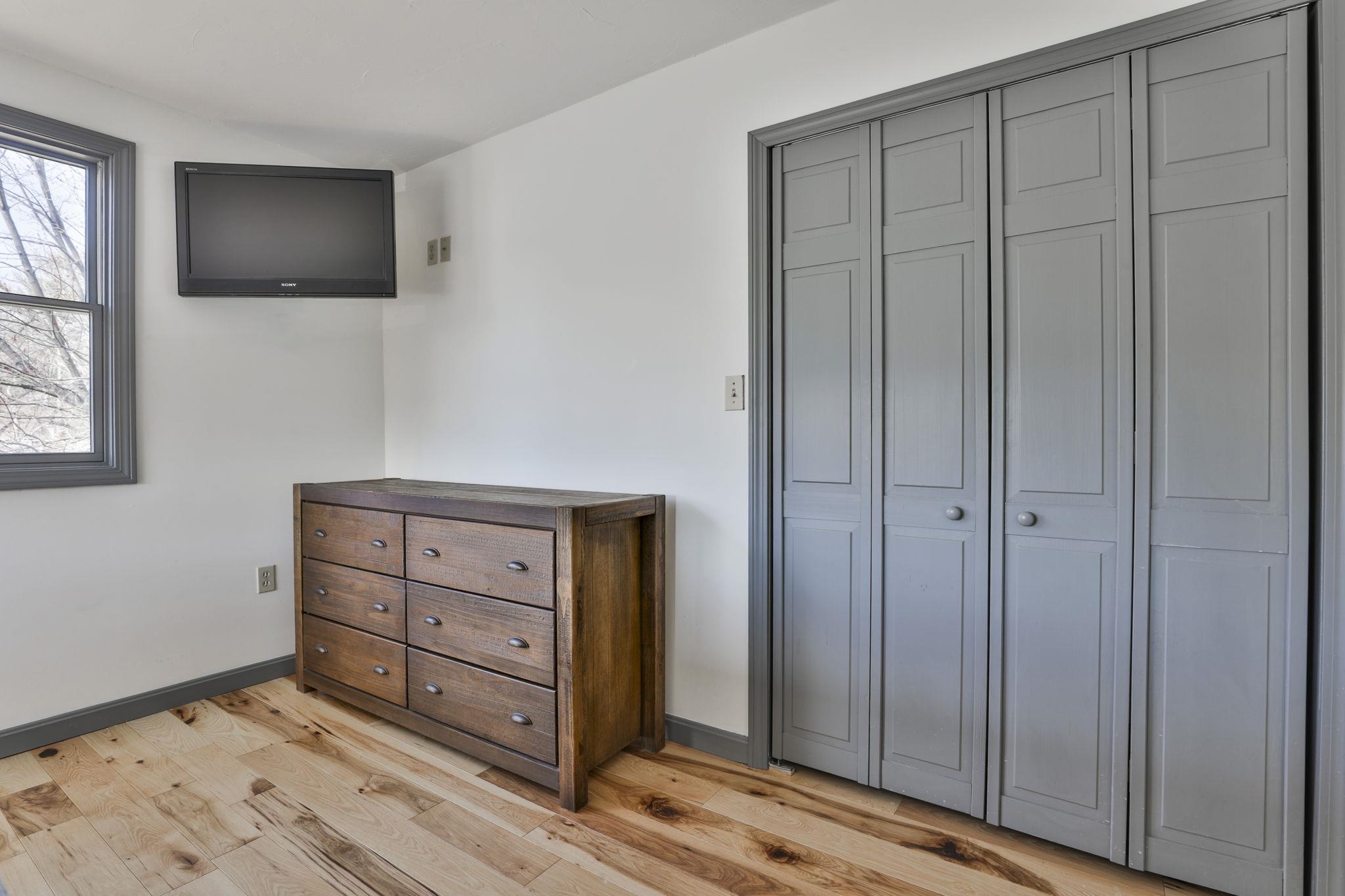 105 Conleys Grove Road Derry, NH 03038 - Photo 35 of 40