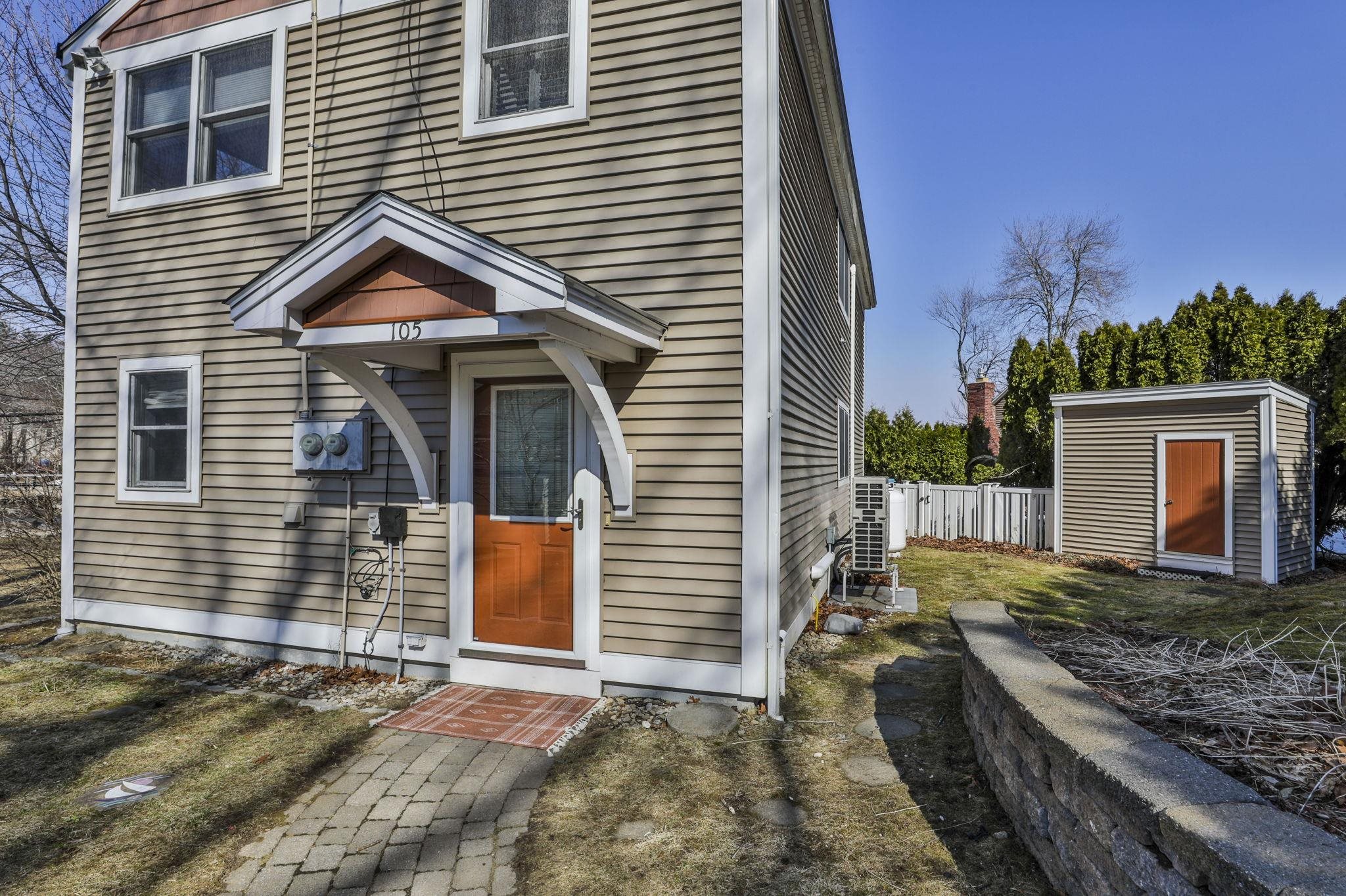 105 Conleys Grove Road Derry, NH 03038 - Photo 5 of 40