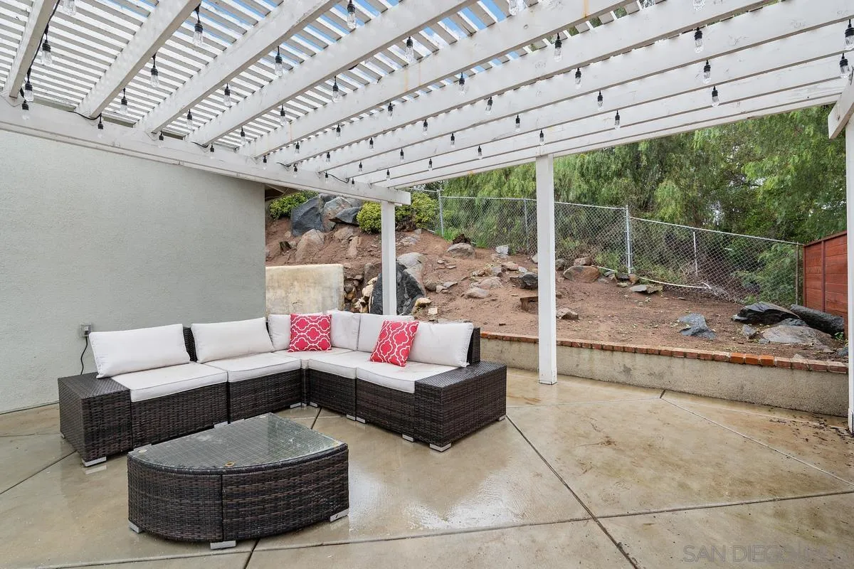 1568 Robyn Road Escondido, CA 92025 - Photo 19 of 25 Gallery Image 19