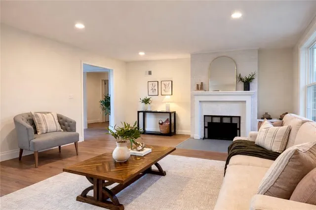 $283,000 | 5405 North Central Street, Kansas City, MO 64118