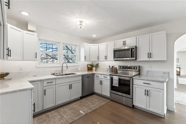 $283,000 | 5405 North Central Street, Kansas City, MO 64118