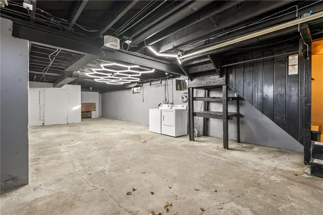 $283,000 | 5405 North Central Street, Kansas City, MO 64118