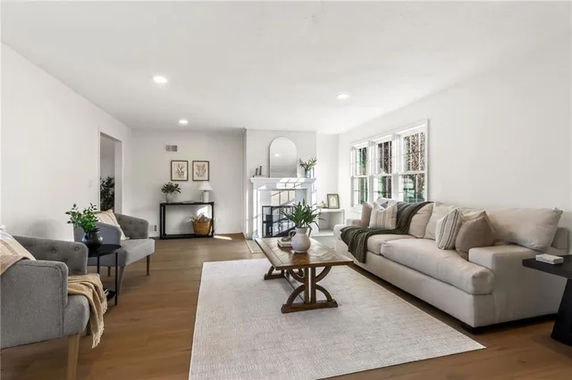 $283,000 | 5405 North Central Street, Kansas City, MO 64118