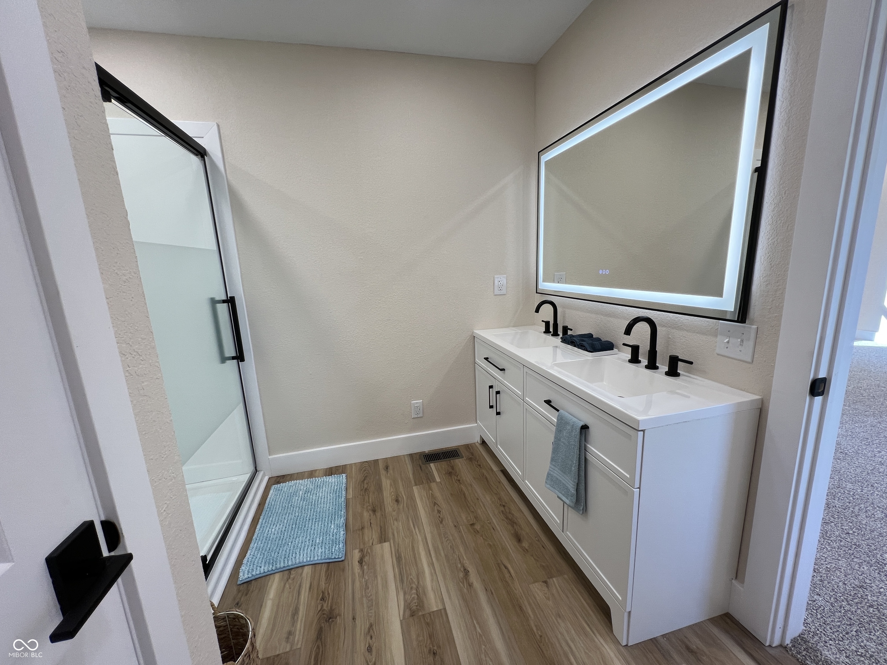 719 North 14th Street Elwood, IN 46036 - Photo 11 of 21