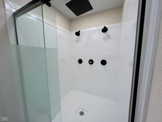 $185,000 | 719 North 14th Street, Elwood, IN 46036