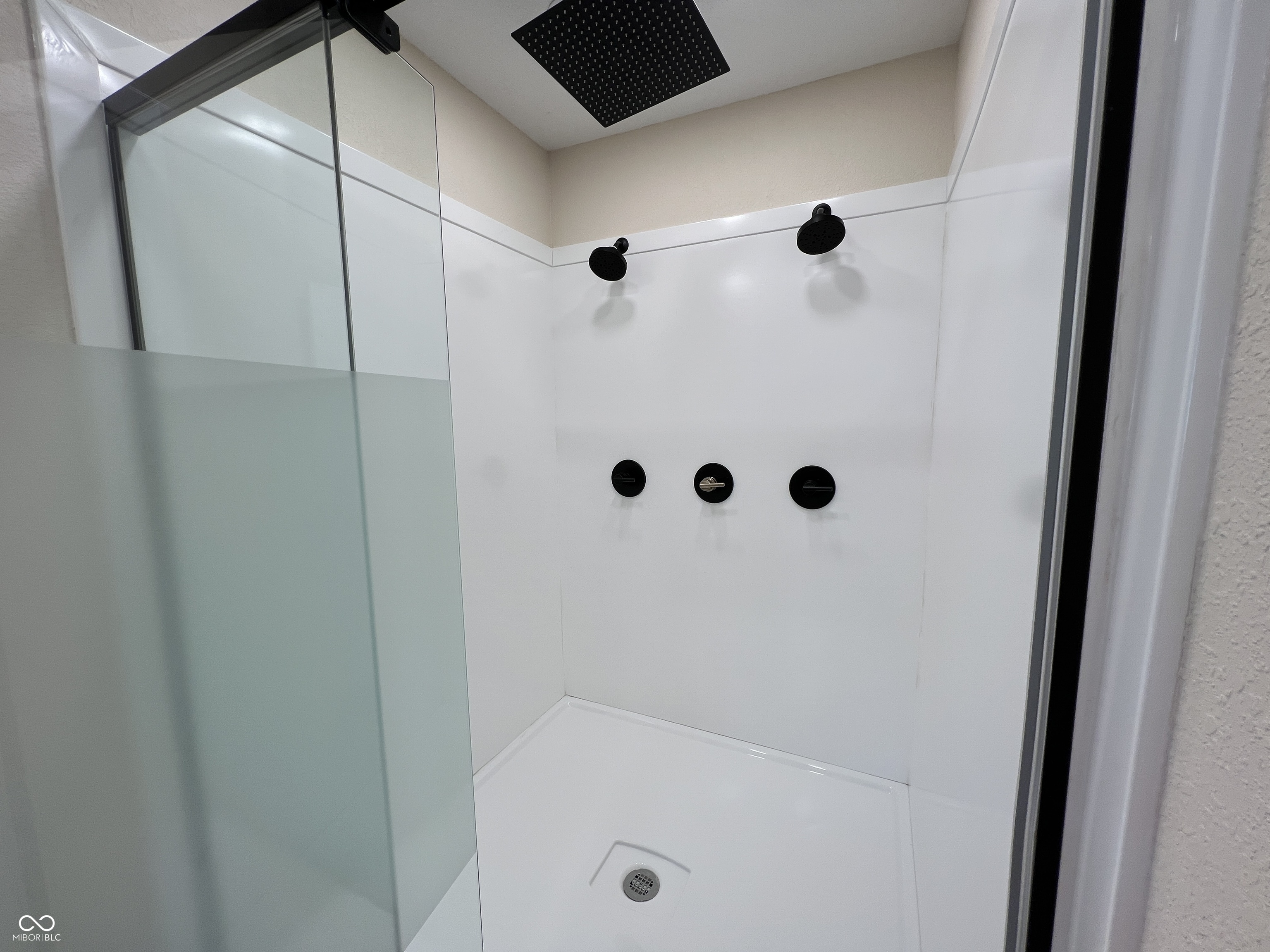 719 North 14th Street Elwood, IN 46036 - Photo 15 of 21