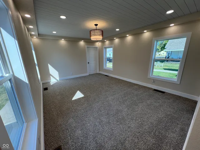 $185,000 | 719 North 14th Street, Elwood, IN 46036