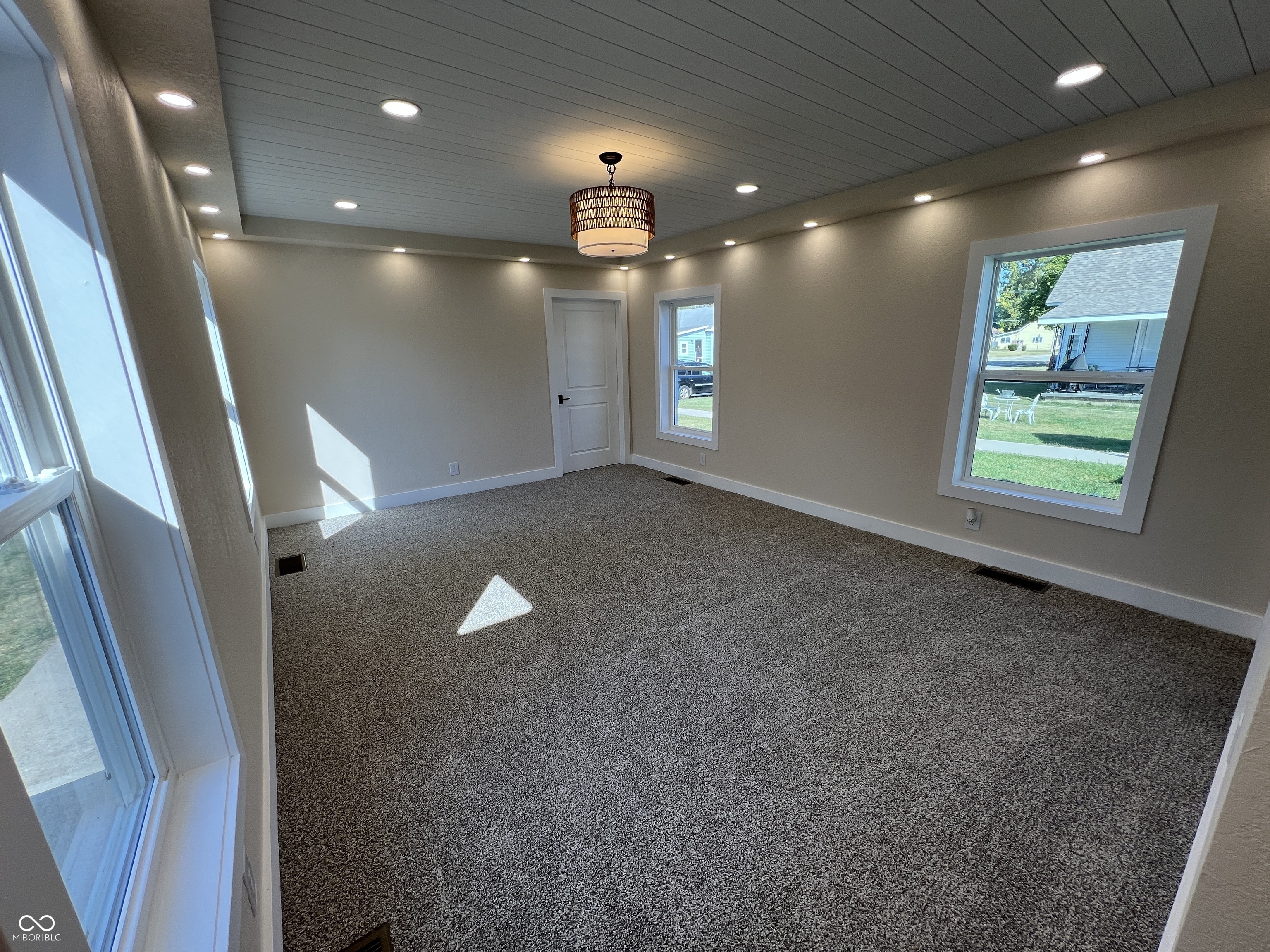 719 North 14th Street Elwood, IN 46036 - Photo 8 of 21