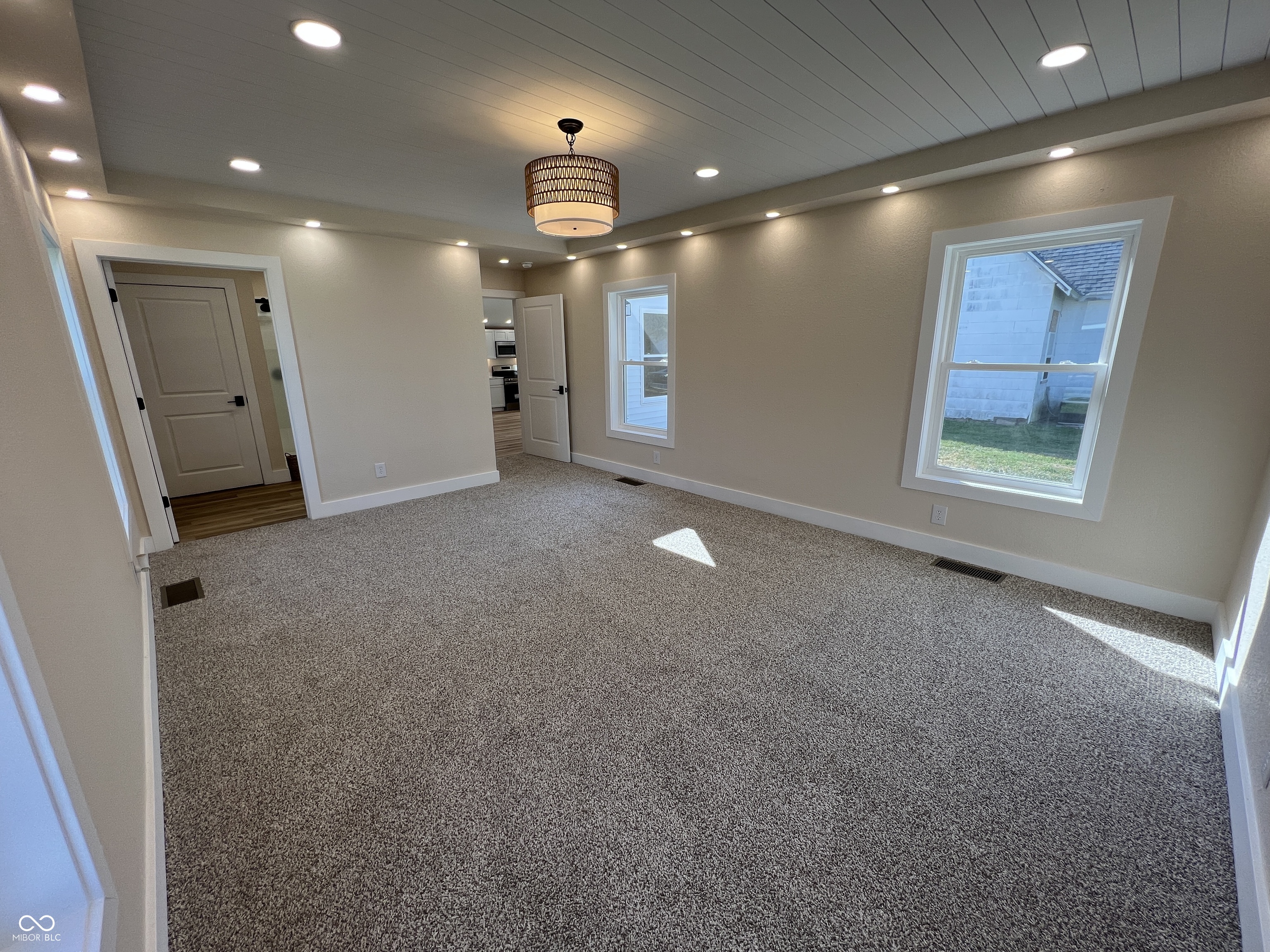 719 North 14th Street Elwood, IN 46036 - Photo 9 of 21