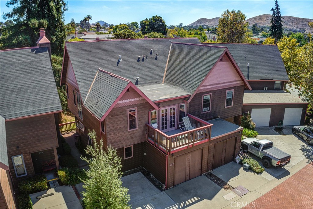 717 Islay Street San Luis Obispo, CA 93401 - Photo 1 of 32