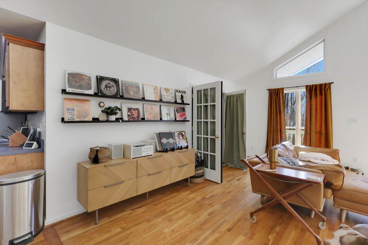 2265 Little Bend Road Signal Mountain, TN 37377 - Photo 13 of 31 14-Living Room to Primary Bedroom