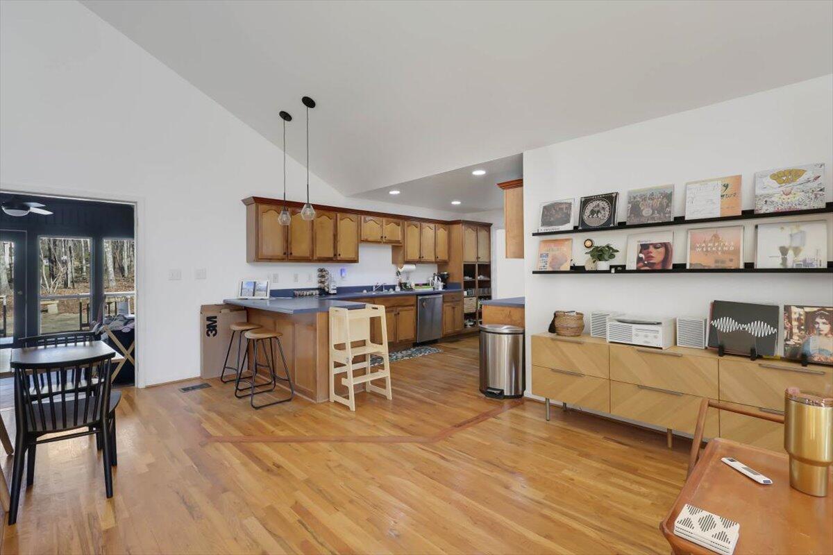 2265 Little Bend Road Signal Mountain, TN 37377 - Photo 7 of 31 06-Living Room into Kitchen