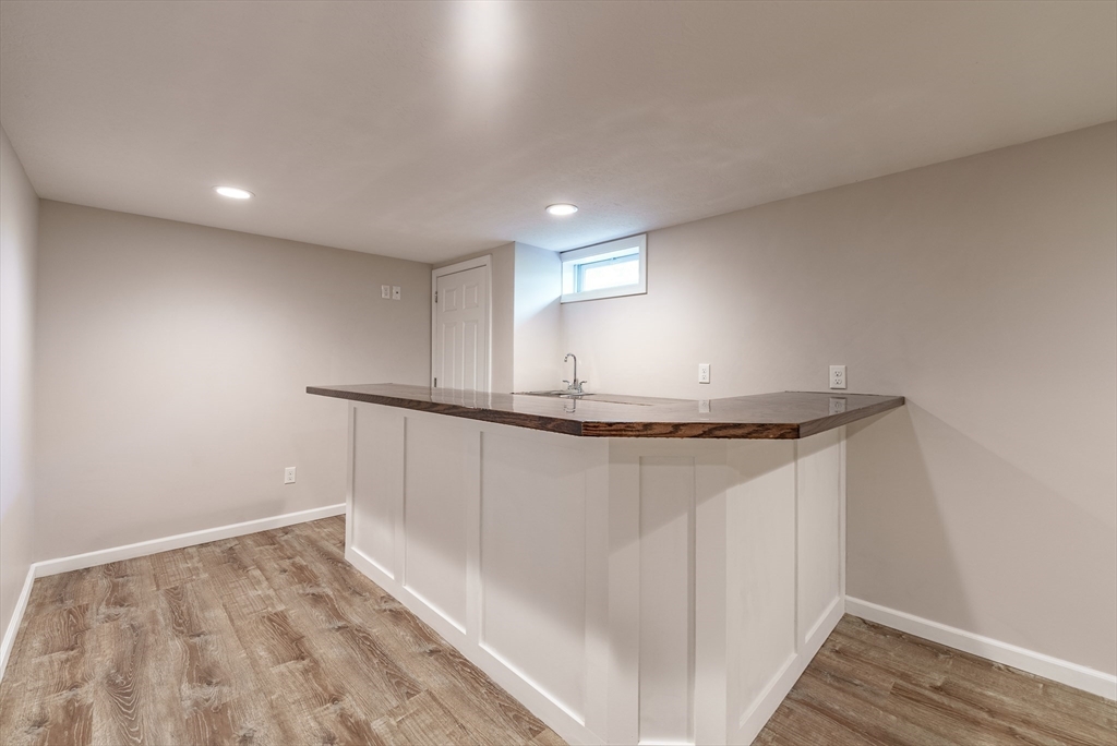 182 R Russell Road Westfield, MA 01085 - Photo 21 of 33 Gallery Image 21