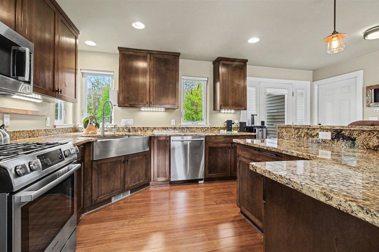 8036 Park Road Whitmore Lake, MI 48189 - Photo 7 of 45