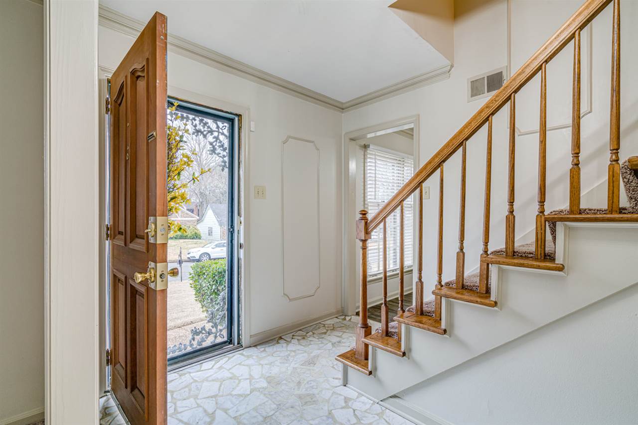 2044 Oakvalley Road Memphis, TN 38116 - Photo 4 of 25 Gallery Image 4