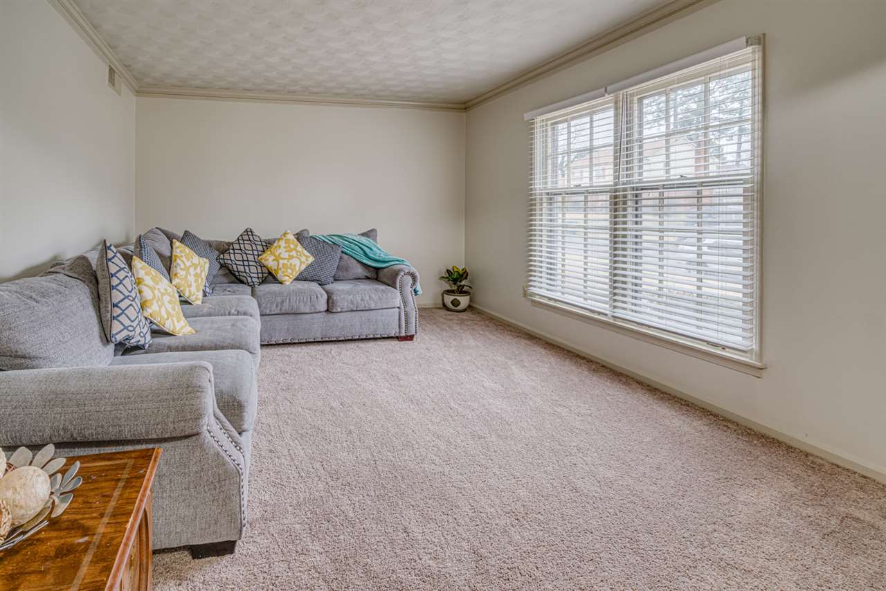 2044 Oakvalley Road Memphis, TN 38116 - Photo 7 of 25 Gallery Image 7