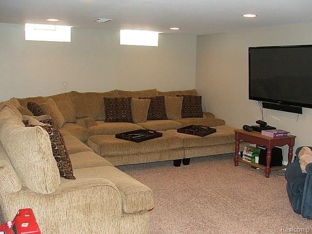 211 Reitman Court Rochester Hills, MI 48307 - Photo 29 of 30