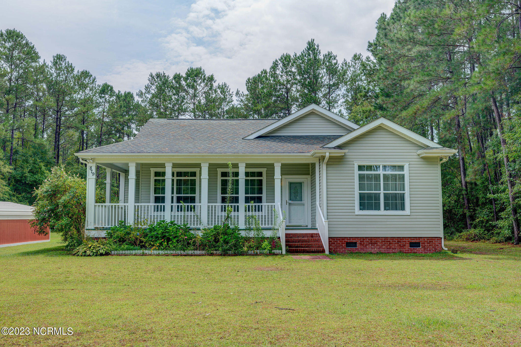 879 Slocum Trail Atkinson, NC 28421 - Photo 2 of 51 Primary photo