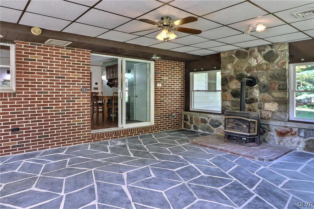 122 James Lane Stroudsburg, PA 18360 - Photo 11 of 50 a front view of a house