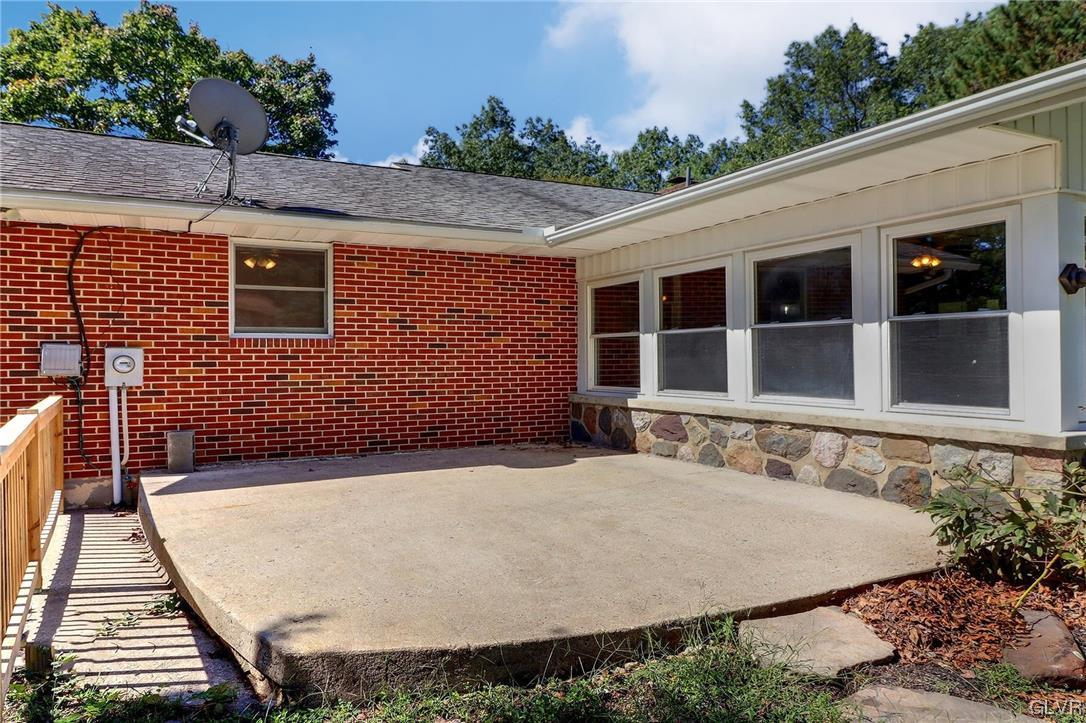 122 James Lane Stroudsburg, PA 18360 - Photo 24 of 50 a view of an outdoor space