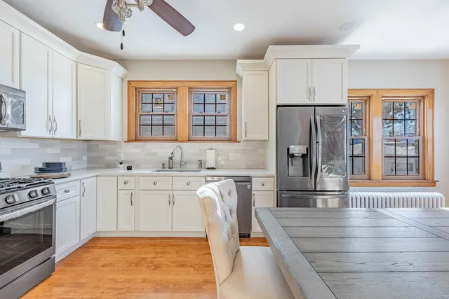 $439,999 | 1630 Highland Avenue, Berwyn, IL 60402