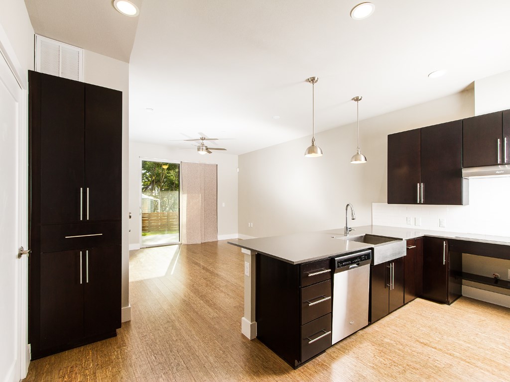 2804 Treble Lane, Unit 902 Austin, TX 78704 - Photo 2 of 15