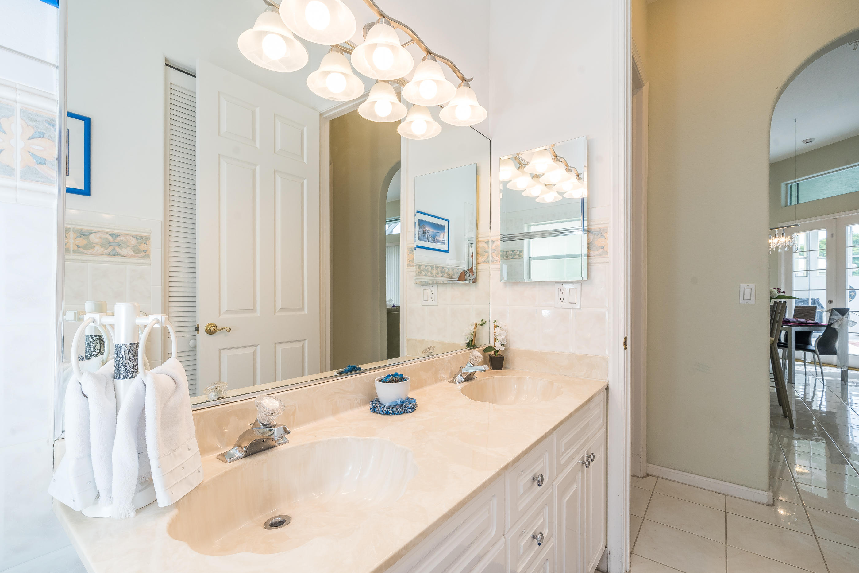 10870 Haydn Drive Boca Raton, FL 33498 - Photo 32 of 49 Full Bath #2