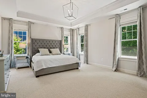 $1,950,000 | 1416 Ross Drive Southwest, Vienna, VA 22180