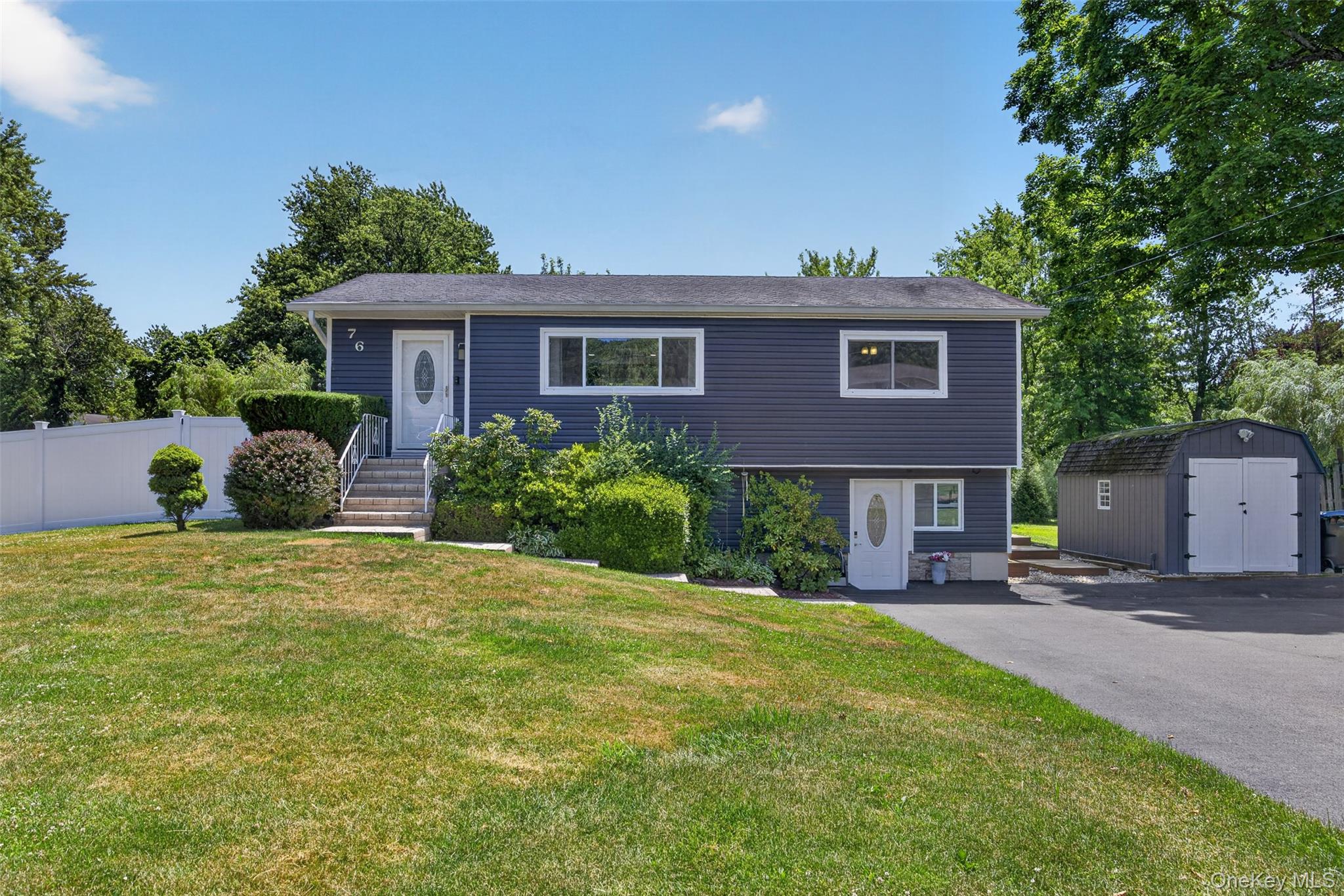 76 Surrey Road Chester, NY 10918 - Photo 1 of 44