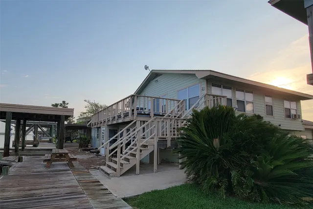 $625,000 | 143 Farm To Market Road 2031, Matagorda, TX 77457