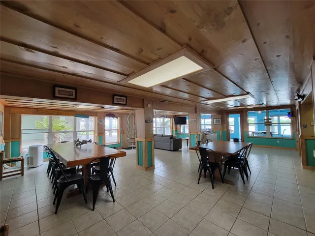 $625,000 | 143 Farm To Market Road 2031, Matagorda, TX 77457