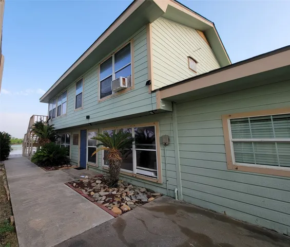 $625,000 | 143 Farm To Market Road 2031, Matagorda, TX 77457