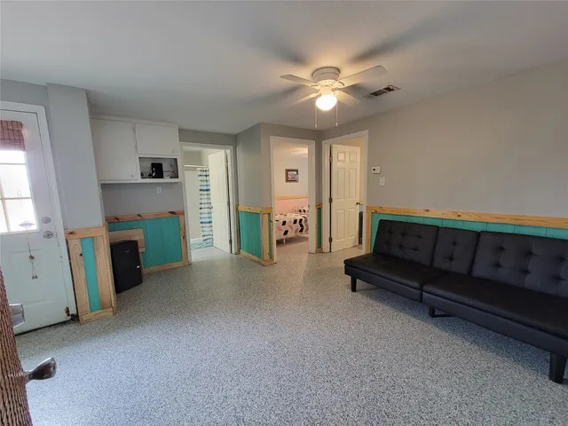 $625,000 | 143 Farm To Market Road 2031, Matagorda, TX 77457