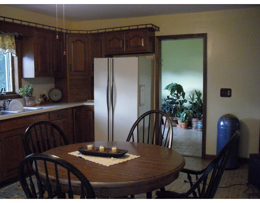 6 Clinton Street Ware, MA 01082 - Photo 5 of 13 Gallery Image 5
